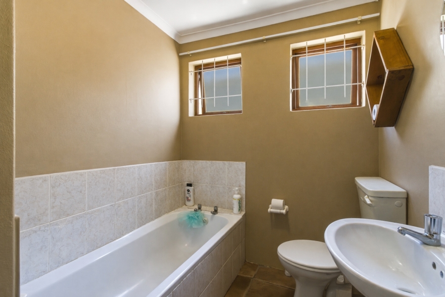 3 Bedroom Property for Sale in Fairview Golf Estate Western Cape